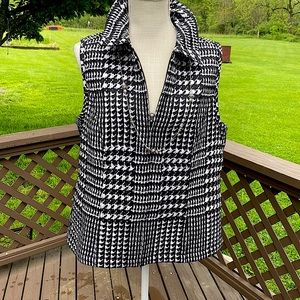 Reversible Houndstooth vest